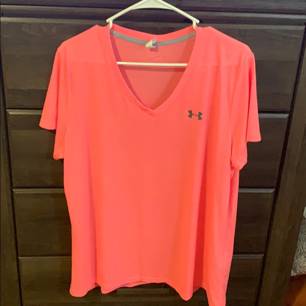 Women’s V neck under armor shirt!